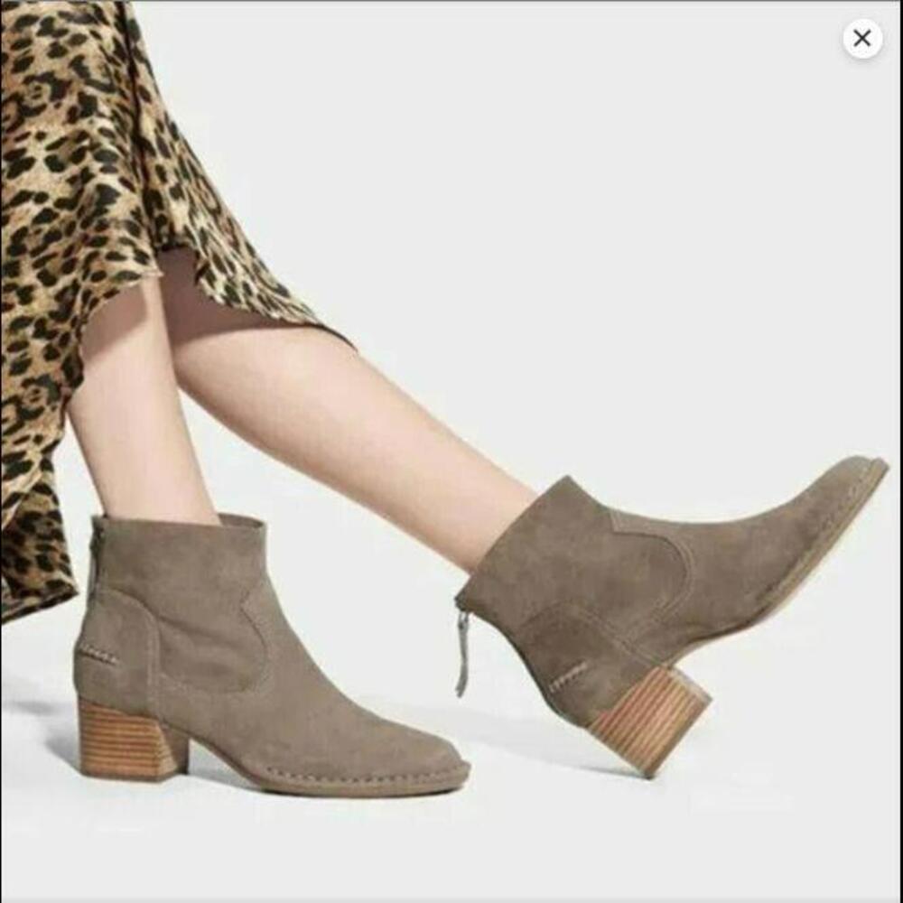 Brown UGG Womens Suede Heeled Ankle Boots With Back Zipper Size 9 Pre-Owned Leat